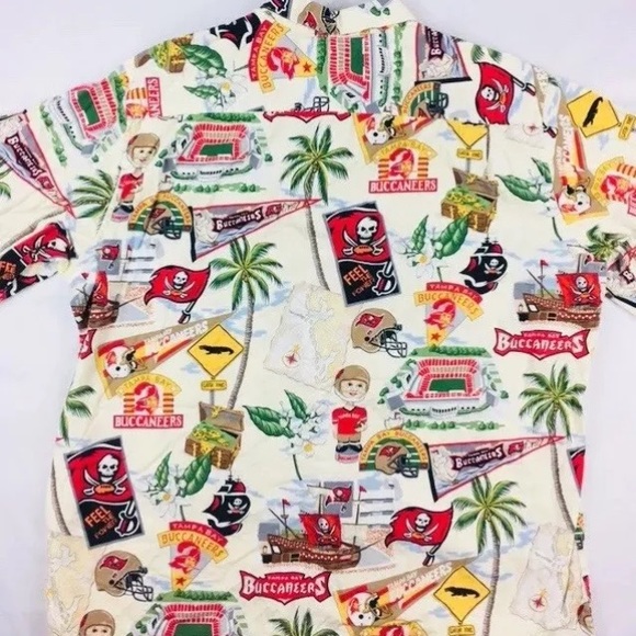 Reyn Spooner Tampa Bay NFL Shirt XL - Picture 4 of 5